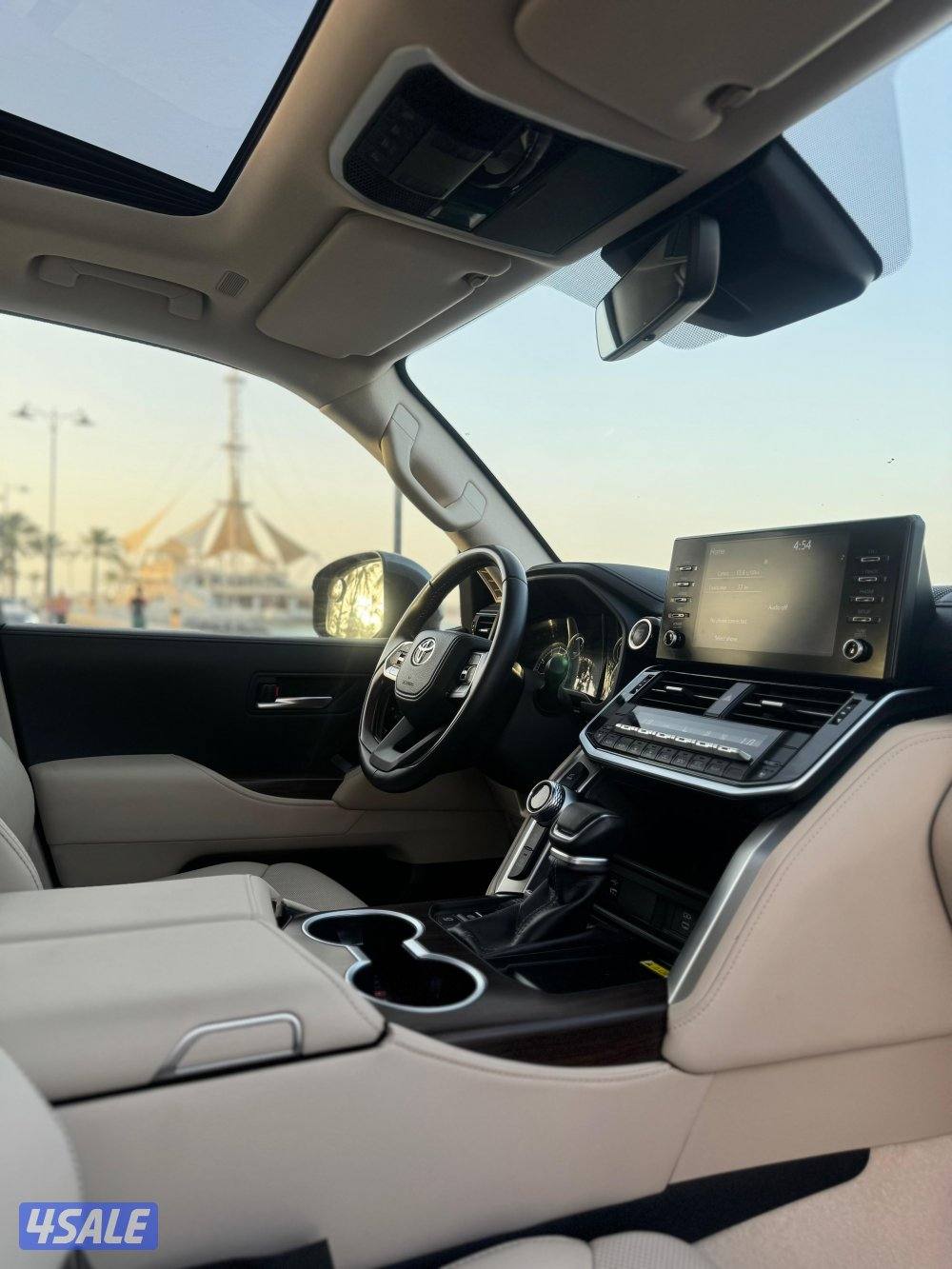 للبيع لاندكروزر GX-R AERO
(( موديل : 2022 ))
عداد : 65 الف صبغ الوكالة6