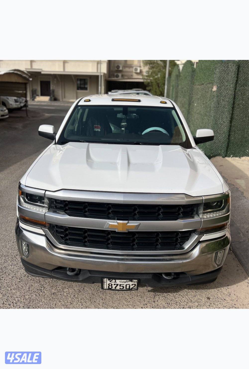 للبيع وانيت سيلفرادو z71  دبل قير ماشي 1602