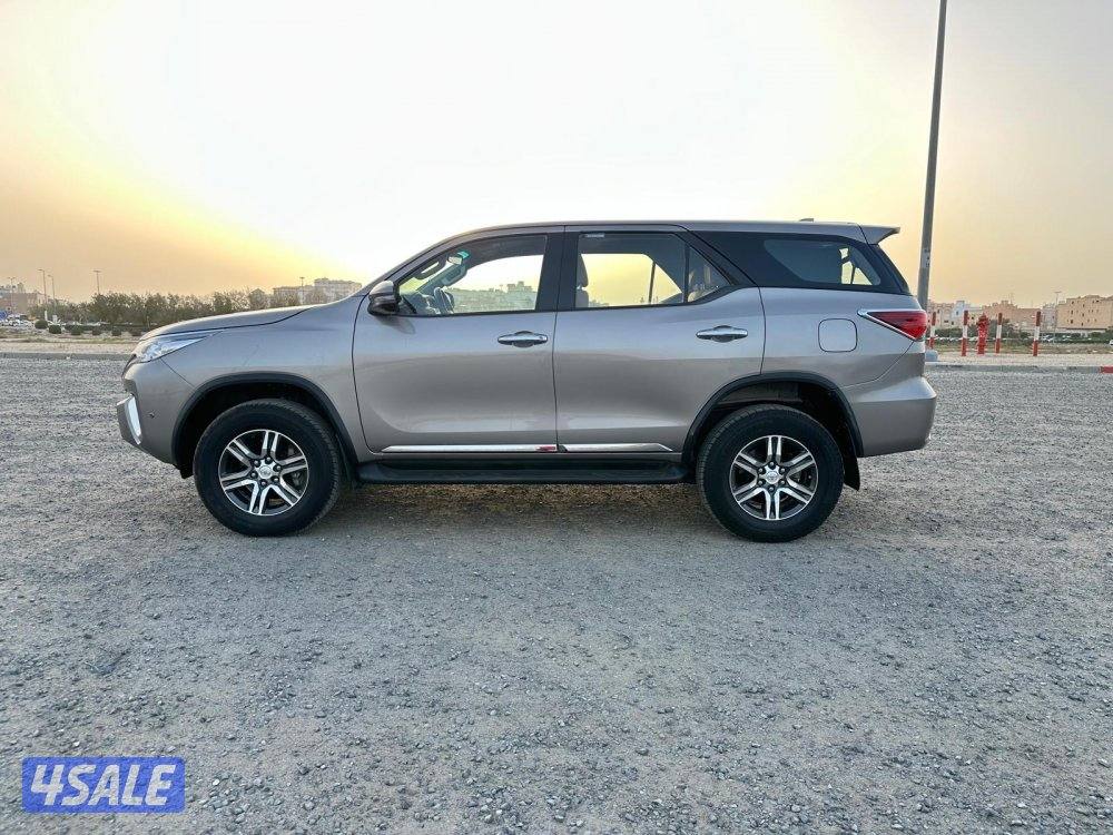 تويوتا فورتنر ٢٠١٩ بحالة ممتازة1