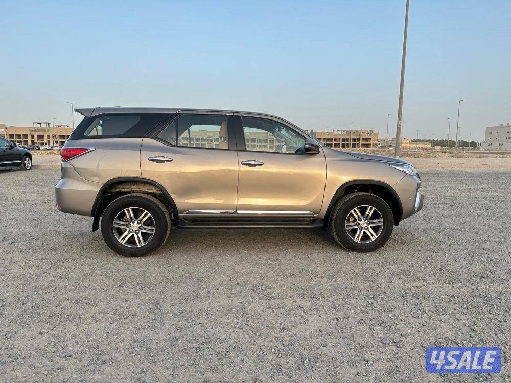 تويوتا فورتنر ٢٠١٩ بحالة ممتازة2