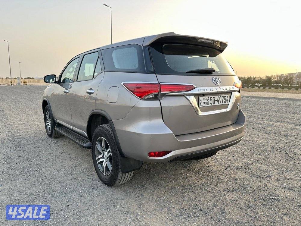 تويوتا فورتنر ٢٠١٩ بحالة ممتازة10