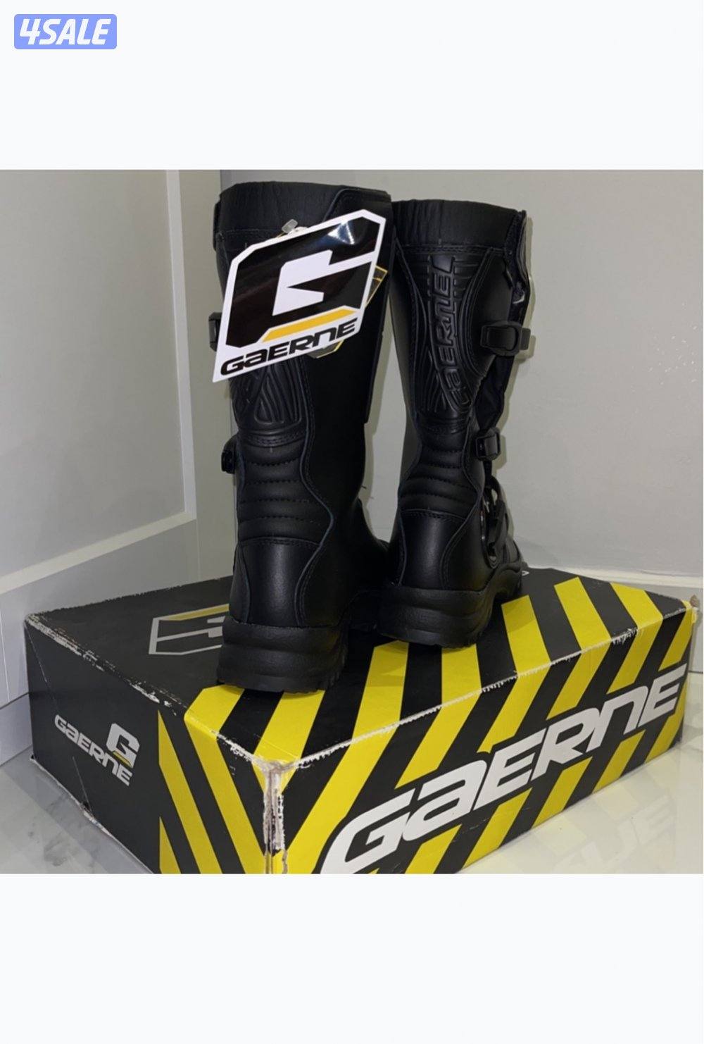 جناط lone rider وخوذ متنوعه وجاكيت13