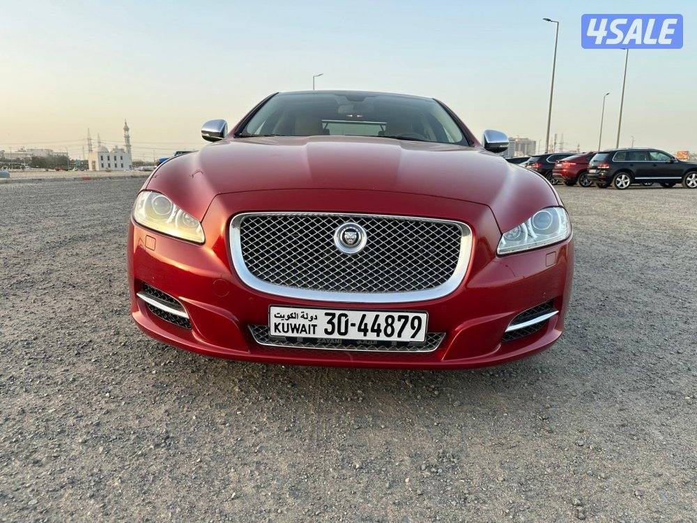 جاكوار XJ6L عداد ٤٢ ألف أعلى مواصفات صبغ وكالة2