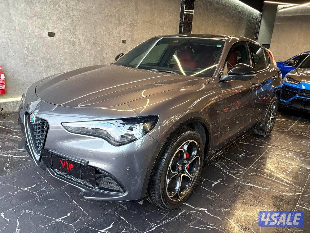 الفاروميو Q 4 stelvio0