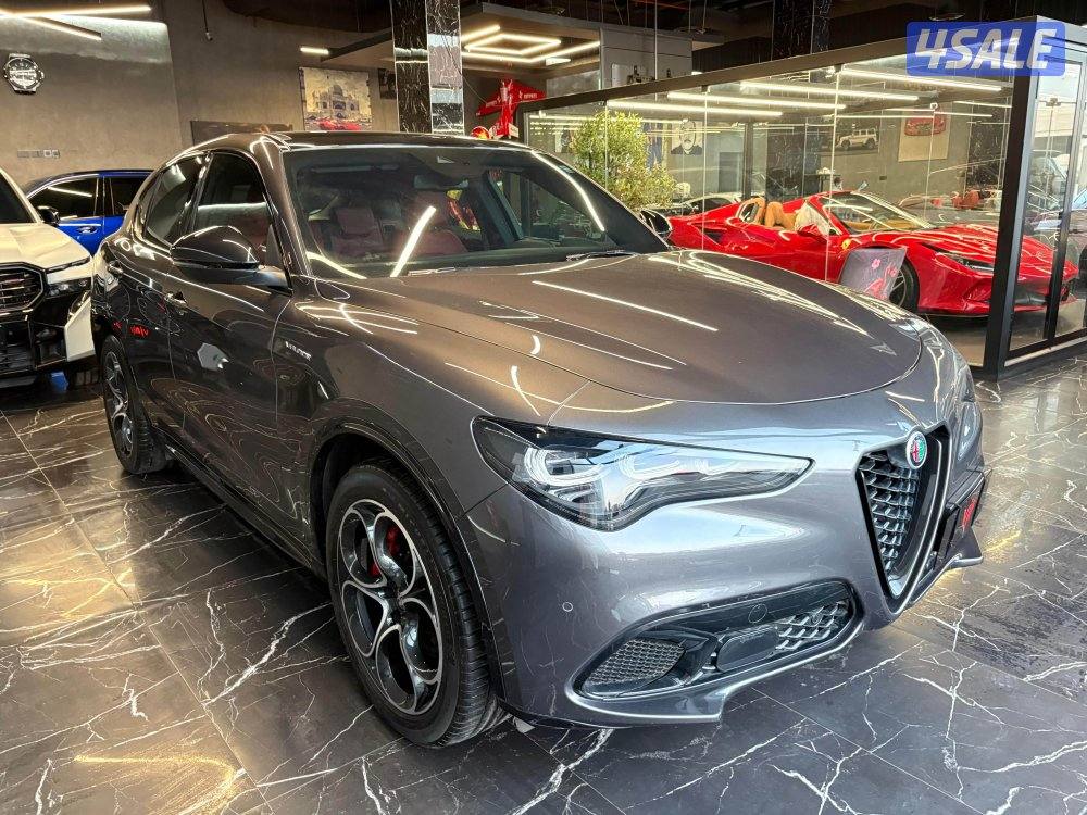 الفاروميو Q 4 stelvio4