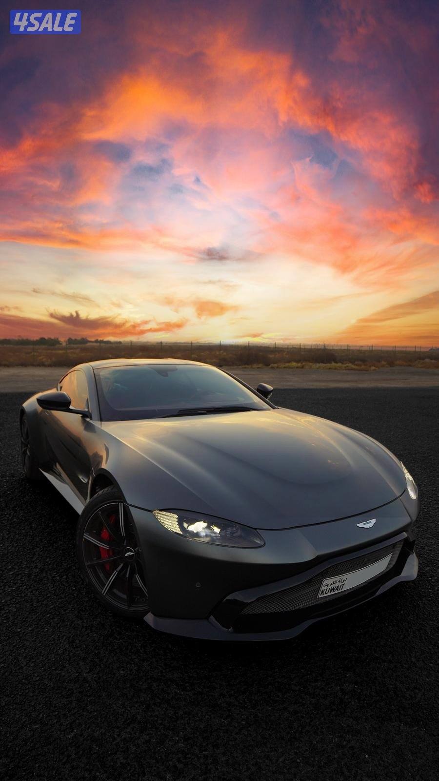 Aston Martin Vantage0