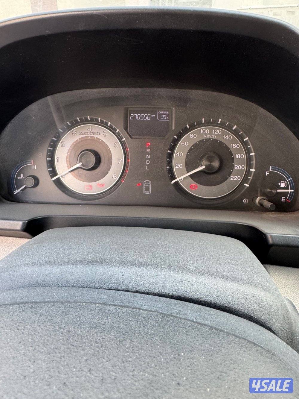 للبيع اويسي 2013 سيلفر ماشي 270 الف3