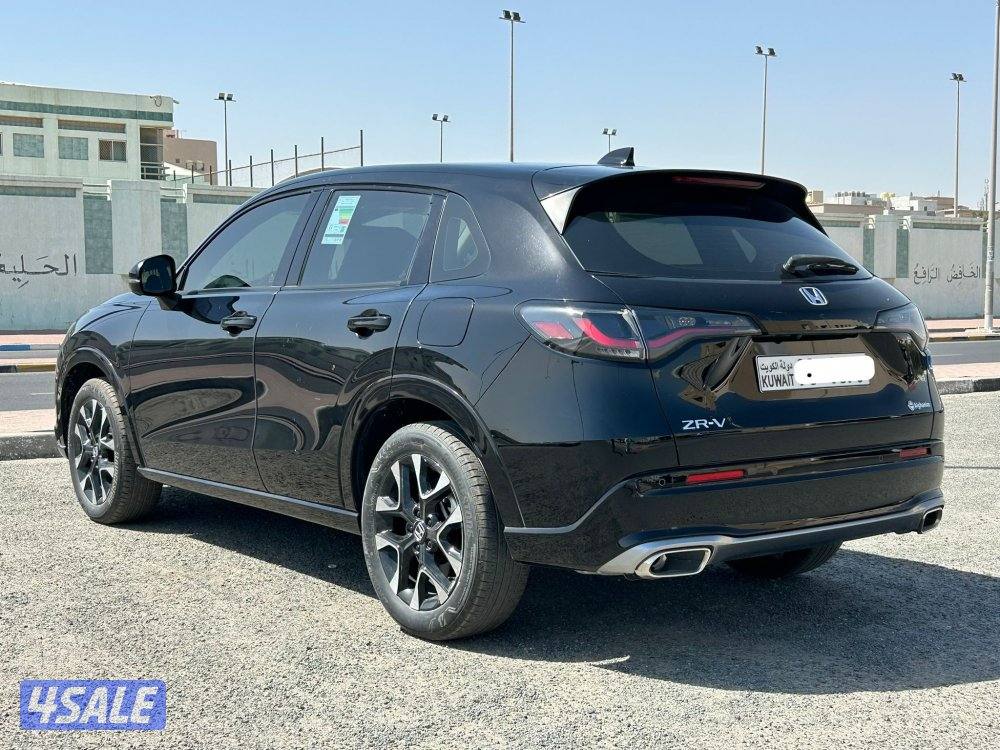 ZRV موديل 2024 ماشي: 1 ألف2