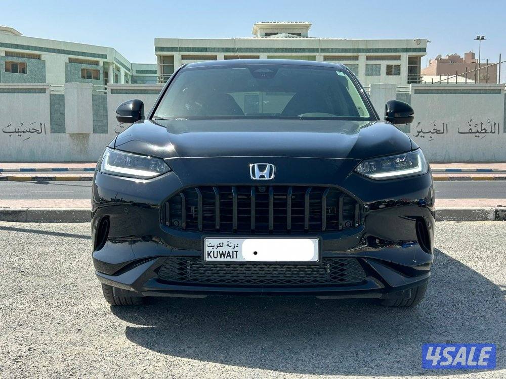 ZRV موديل 2024 ماشي: 1 ألف6