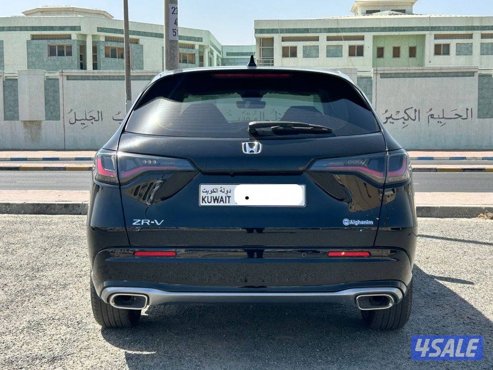 ZRV موديل 2024 ماشي: 1 ألف7