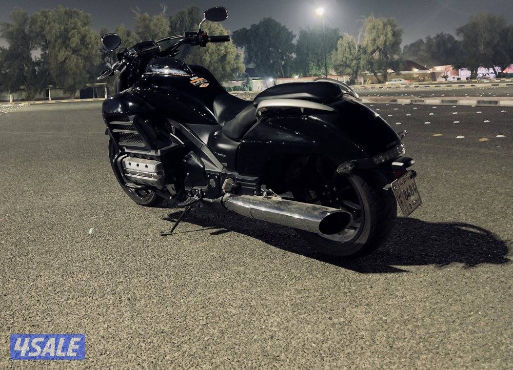 Honda Goldwing Valkyrie(F6C)6