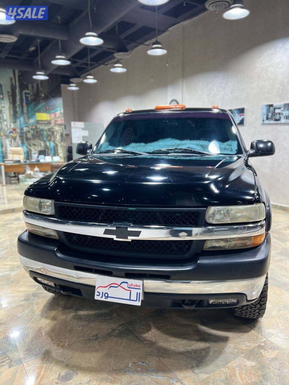 سلفرادو دبل قير ارضي موديل 2001 ماشي 279 الف وكالة الكويت5