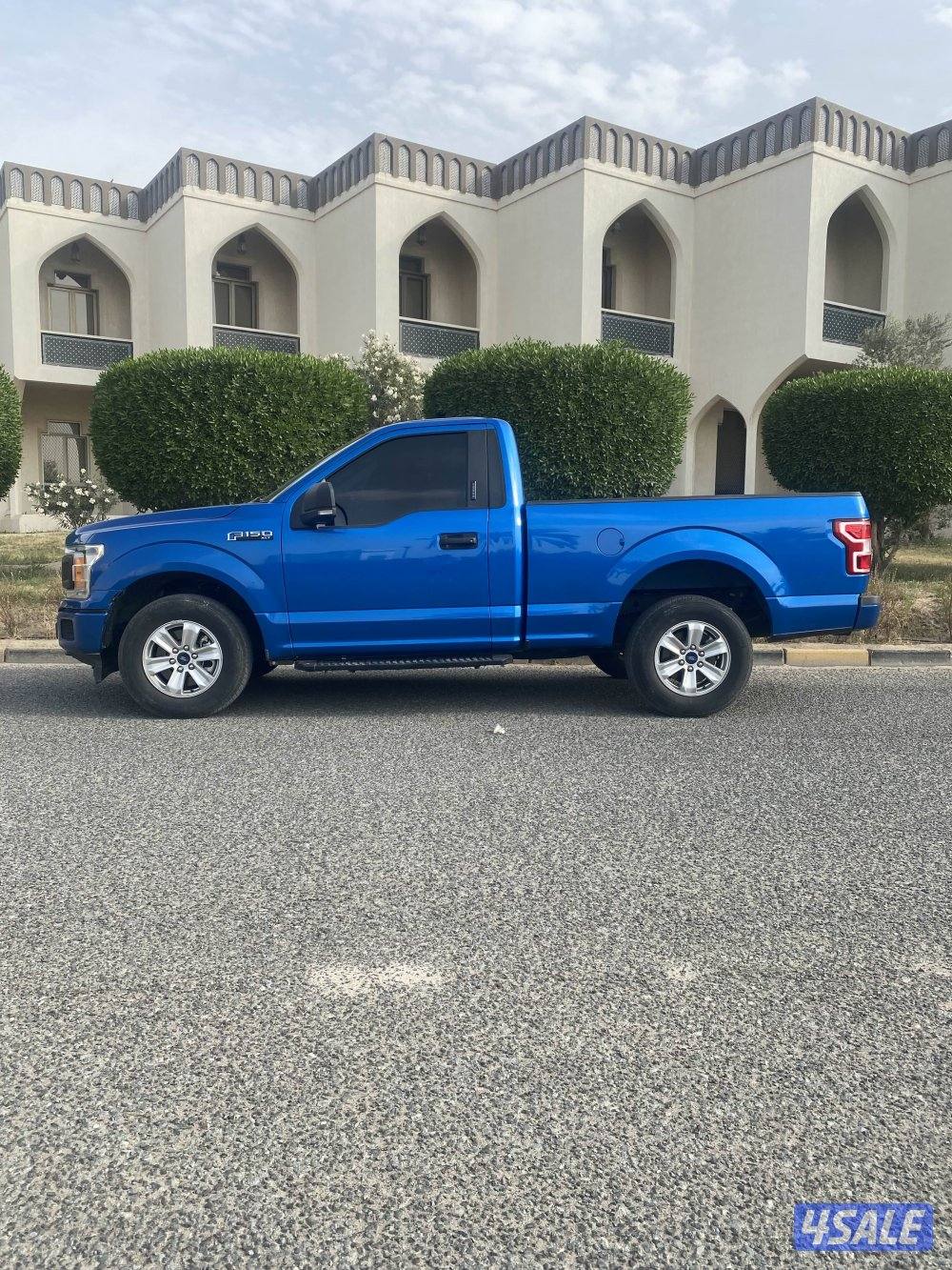 بحالة ممتازه2