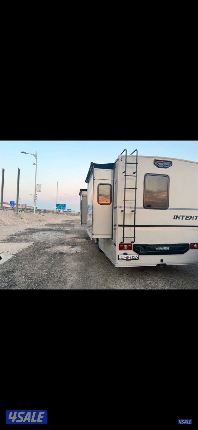 للبيع كلاس A  الحجم 27قدم 3 توسعات1