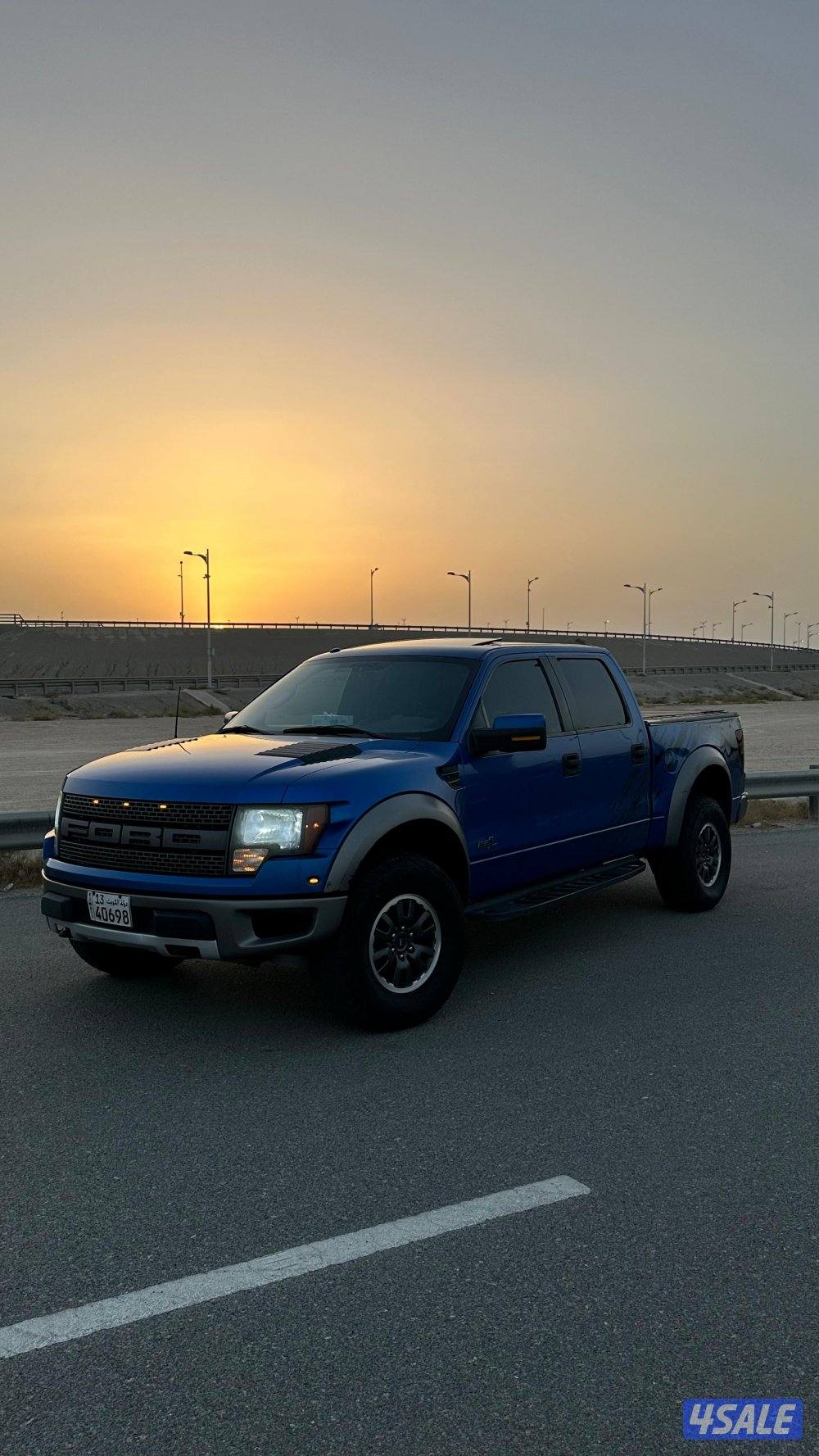 فورد svt رابتر 20110