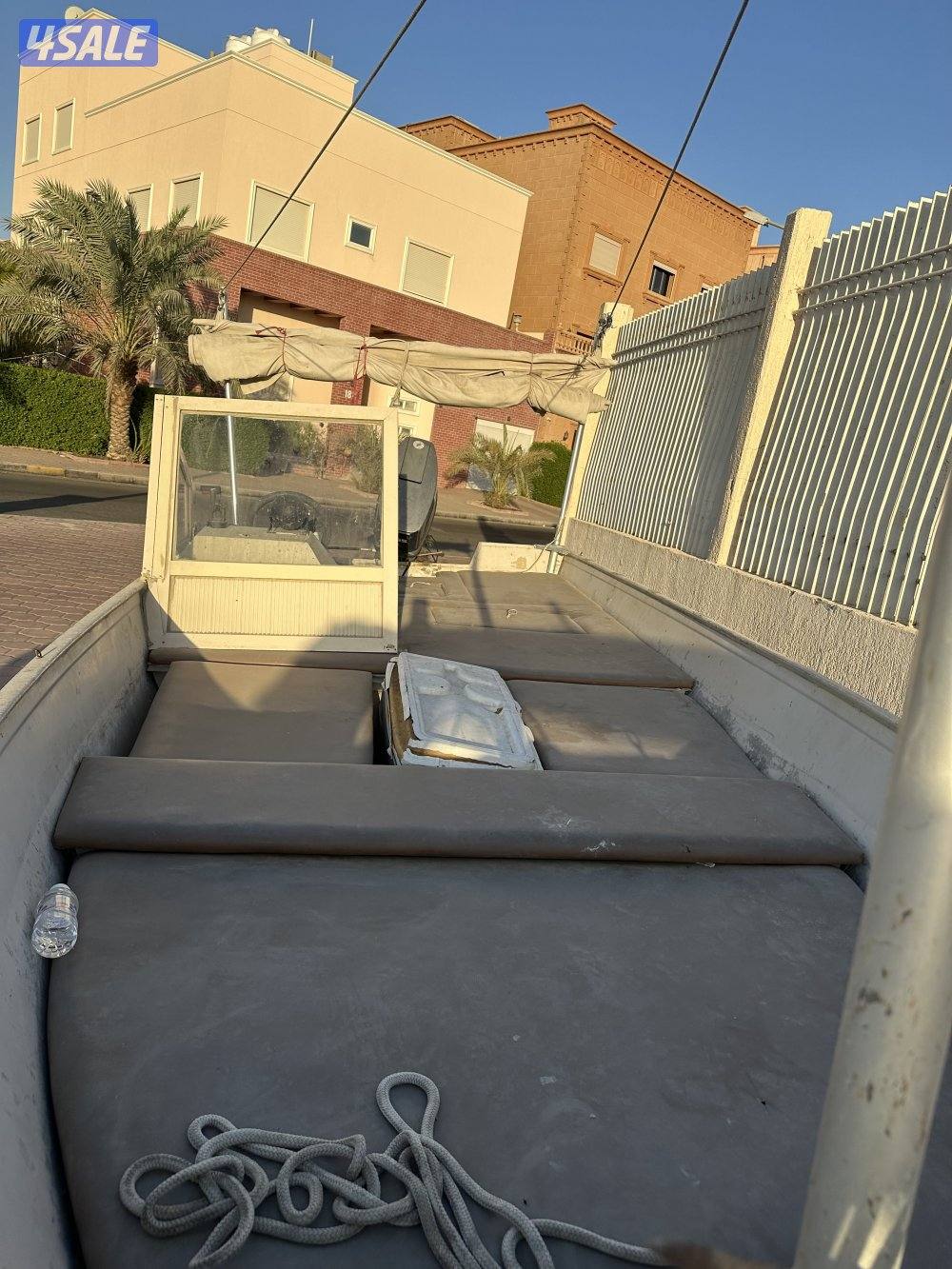 للبيع طراد المنيوم كريست لاينر ١٨ قدم2