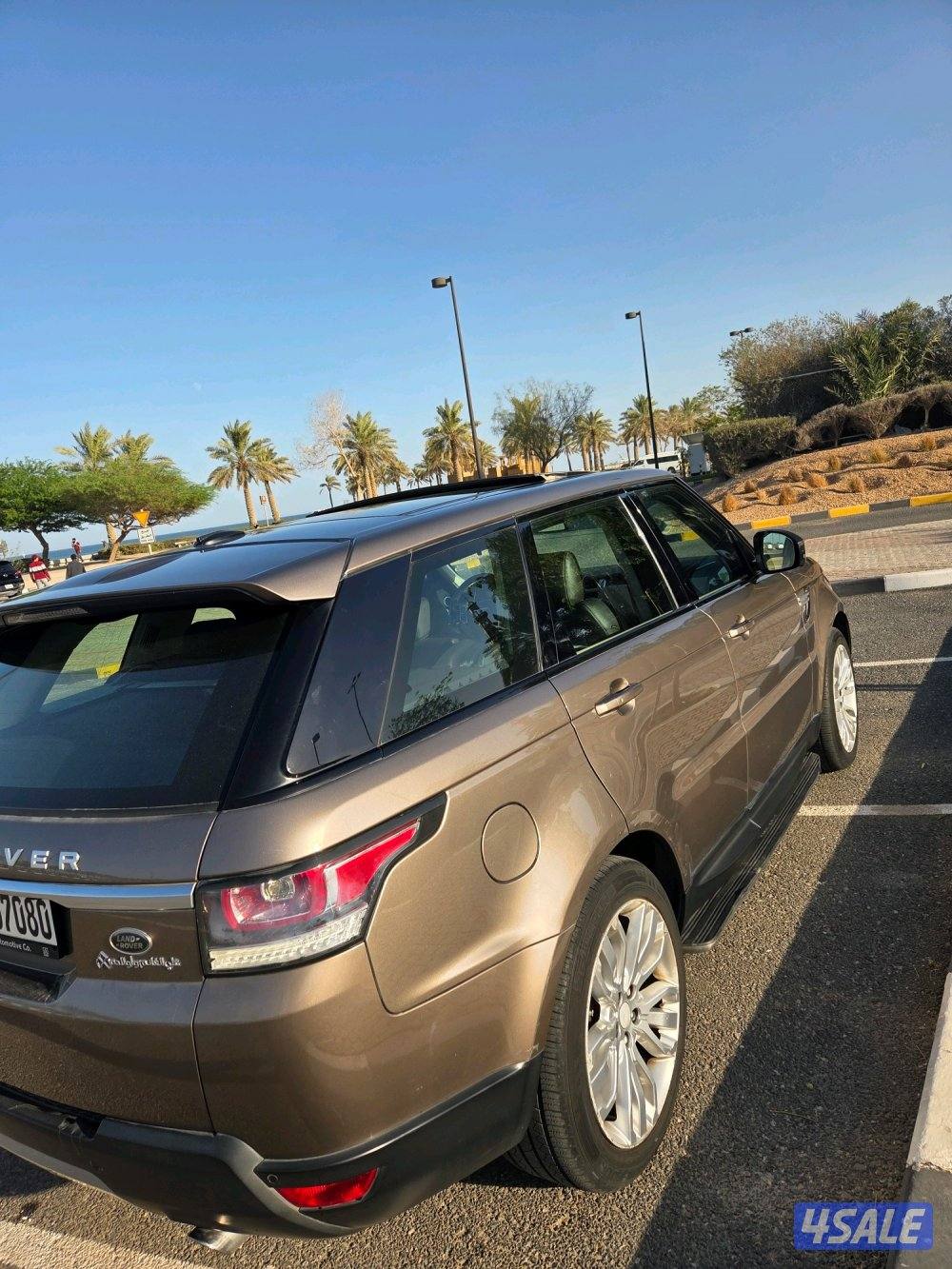 للبيع رنج روفر سبورت موديل ٢٠١٥ بحاله ممتازه4