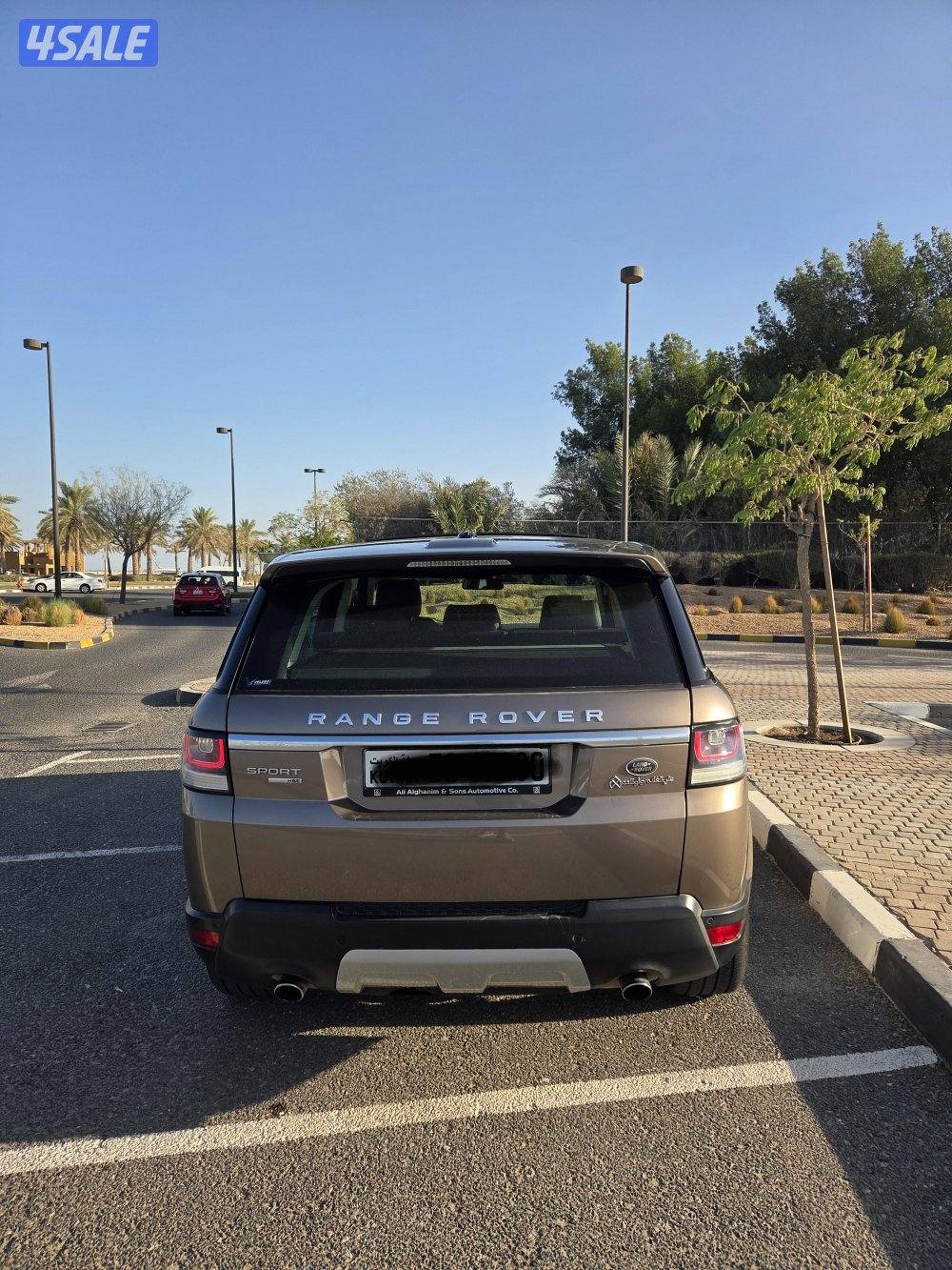 للبيع رنج روفر سبورت موديل ٢٠١٥ بحاله ممتازه5