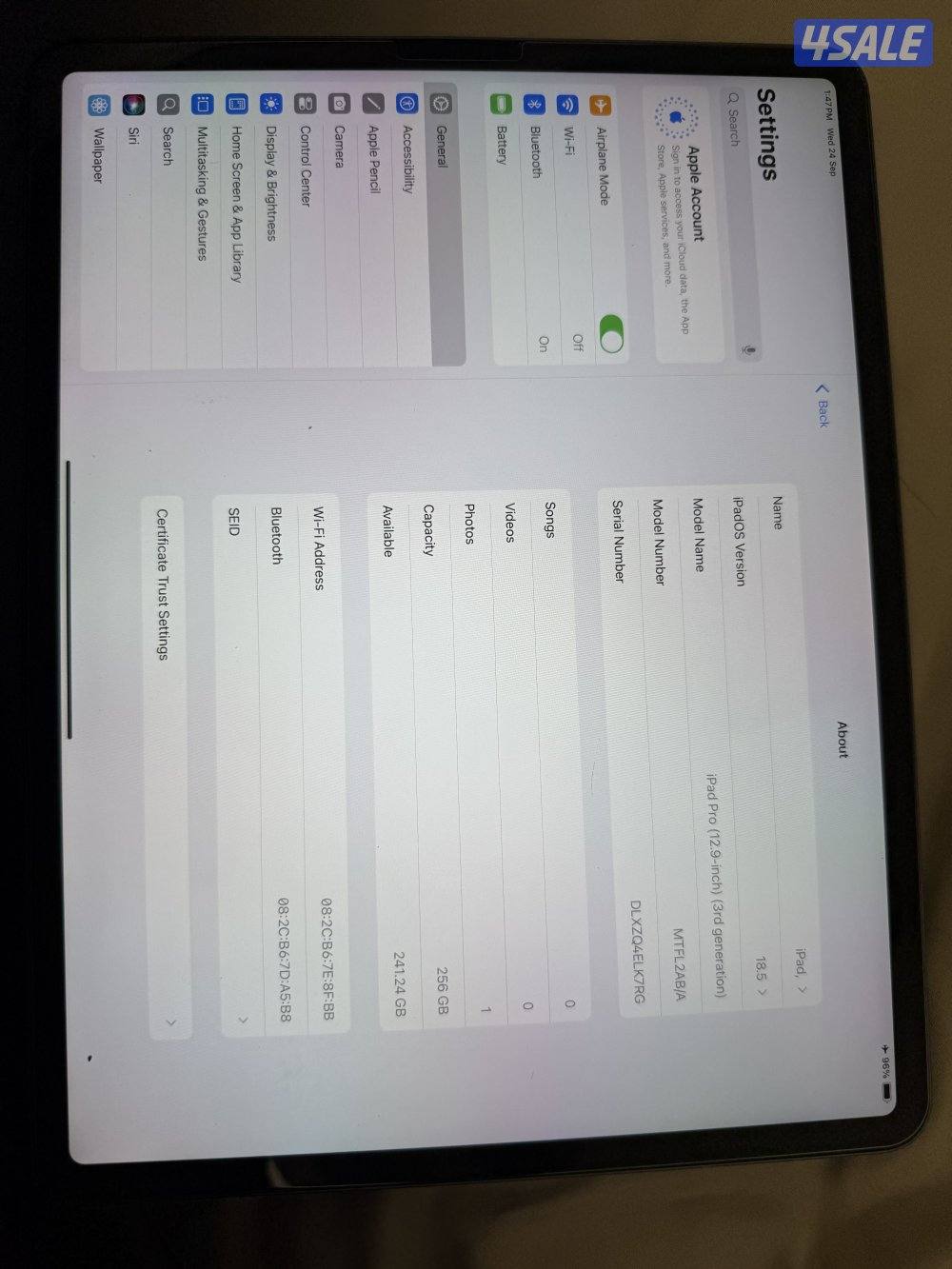 ايباد برو الكبير نظيف جدا1