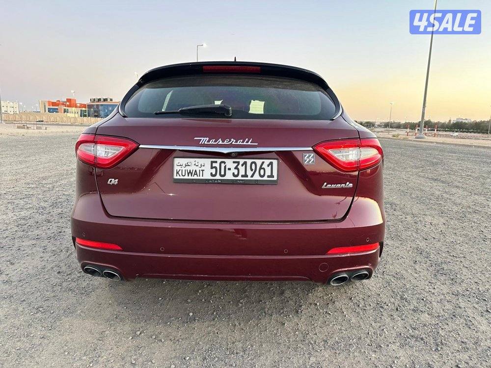 مازيراتي ليفانتي موديل ٢٠١٨ بحالة الوكالة7