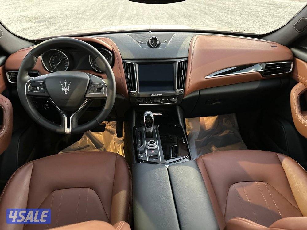 مازيراتي ليفانتي موديل ٢٠١٨ بحالة الوكالة9