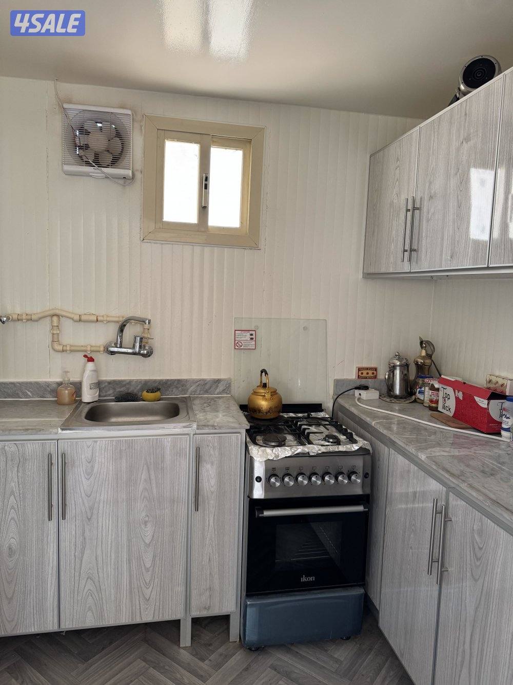 شاليه ثابت طول ٤ في ١٠ ساندوتش بنل شبه جديد استعمال سنة واحدة3