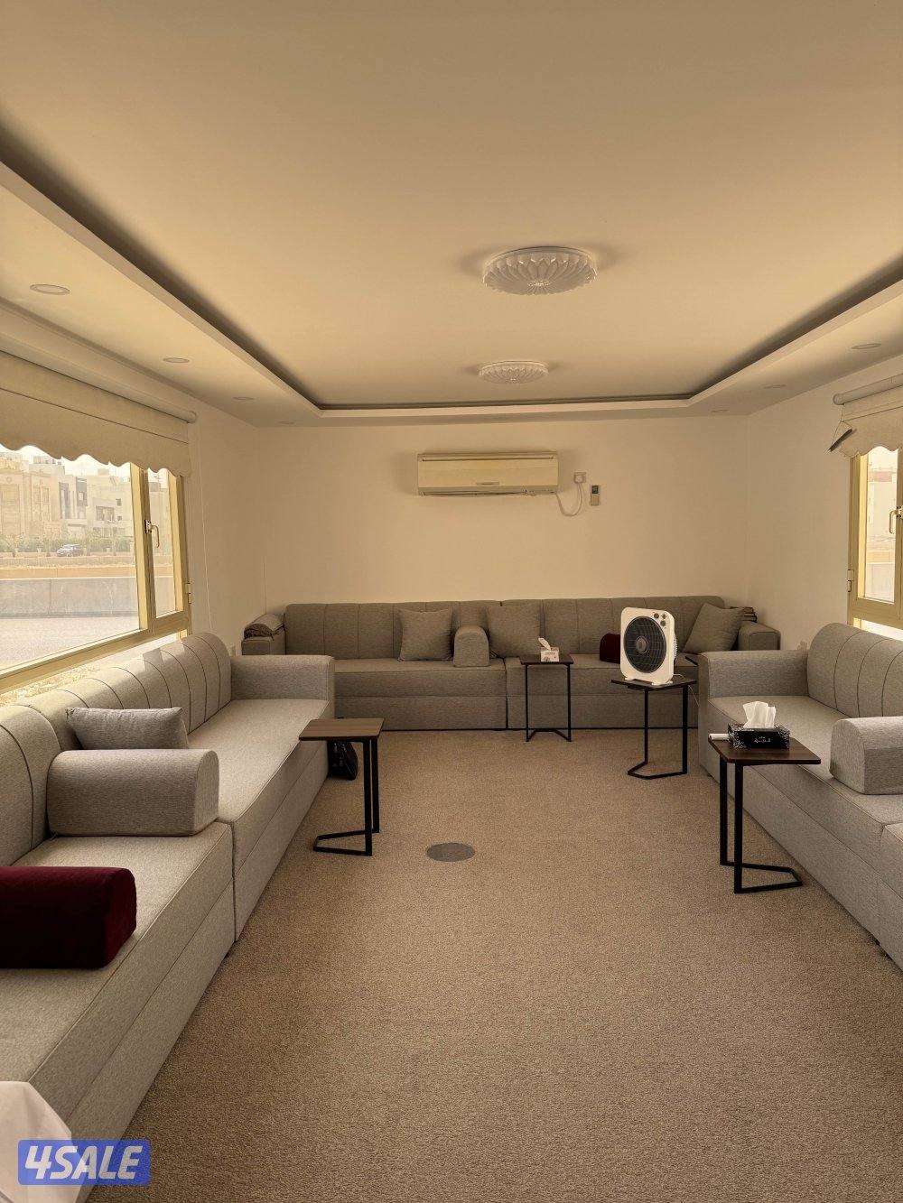 شاليه ثابت طول ٤ في ١٠ ساندوتش بنل شبه جديد استعمال سنة واحدة6