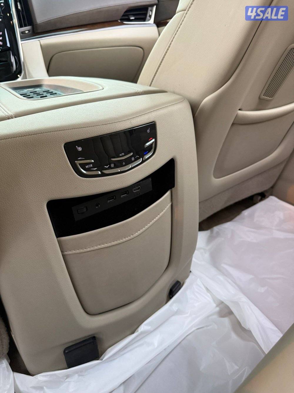 اسكاليد 2017 وارد الغانم ماشي 127 بحاله ممتازه جداً شرط الفحص الكامل9