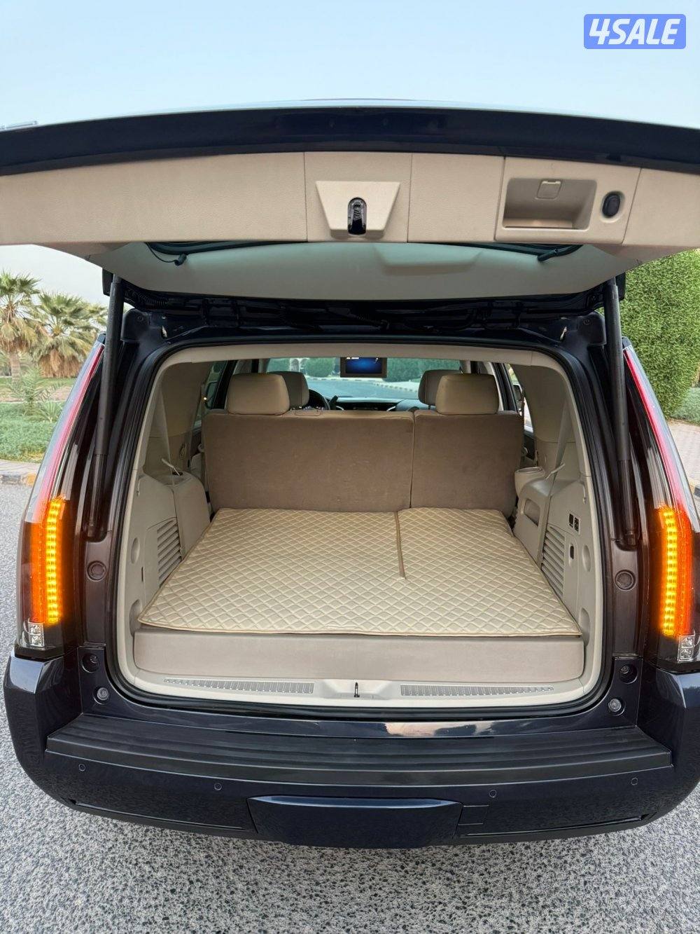 اسكاليد 2017 وارد الغانم ماشي 127 بحاله ممتازه جداً شرط الفحص الكامل11