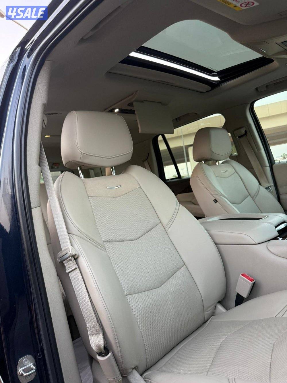 اسكاليد 2017 وارد الغانم ماشي 127 بحاله ممتازه جداً شرط الفحص الكامل14