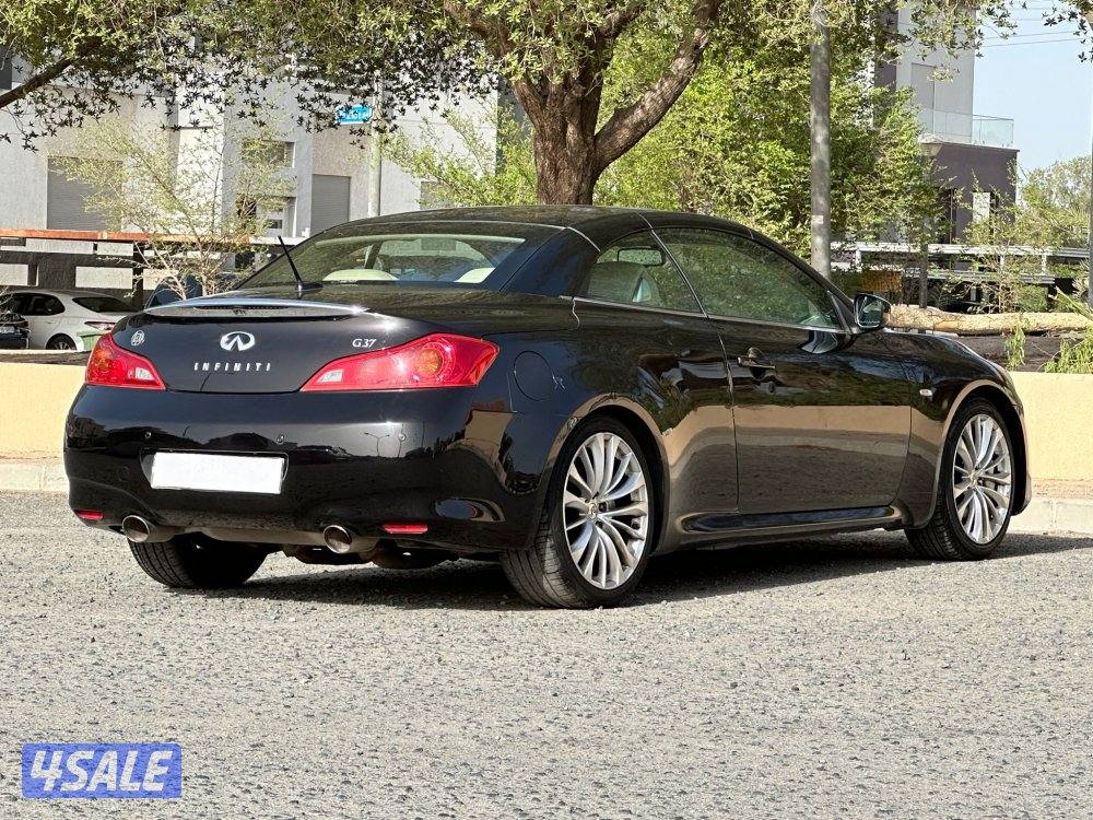 انفنتي G37 موديل 2012 ماشي 200 الف صبغ وسيرفس وكاله6