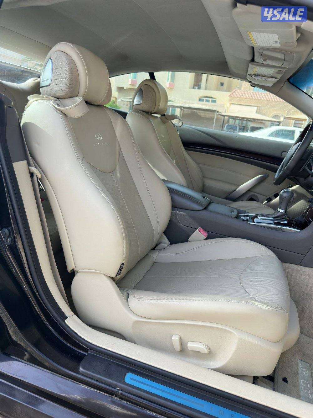 انفنتي G37 موديل 2012 ماشي 200 الف صبغ وسيرفس وكاله9