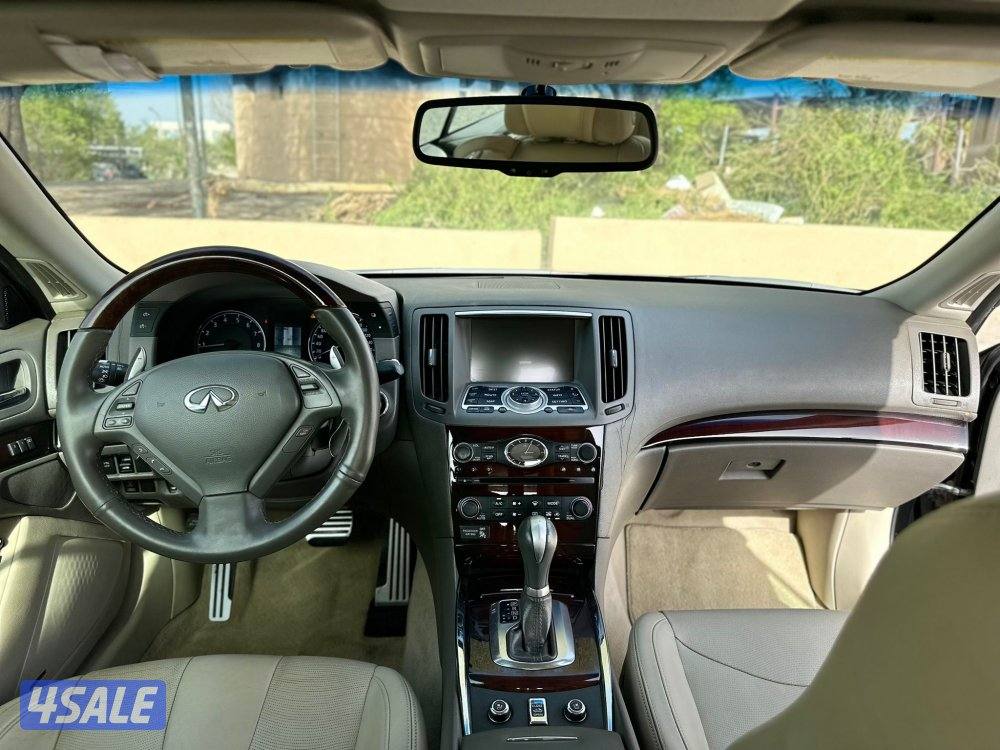 انفنتي G37 موديل 2012 ماشي 200 الف صبغ وسيرفس وكاله10