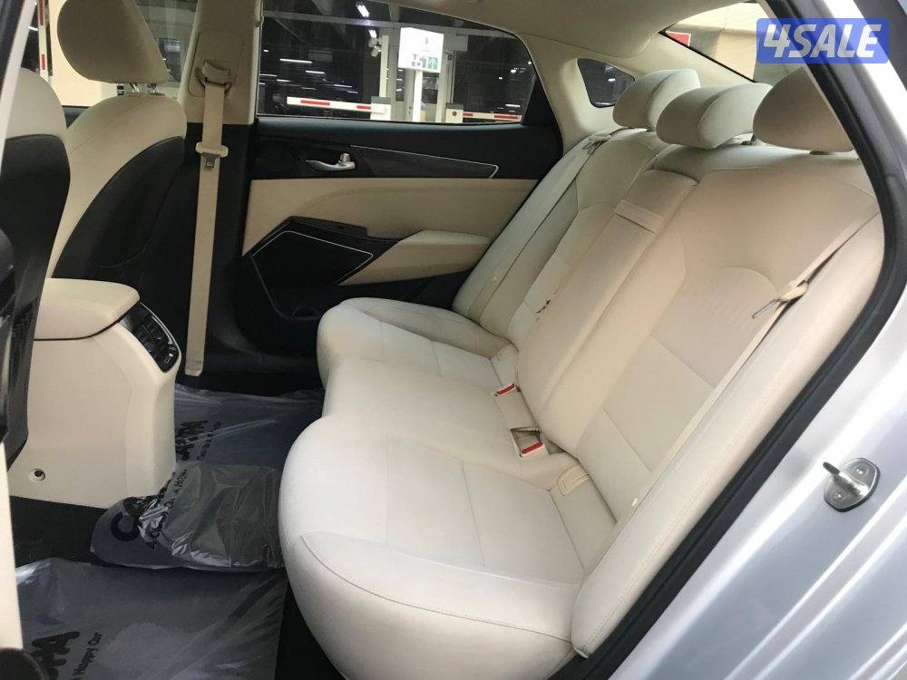 سيارة رجل مسن مو ماشية شي3