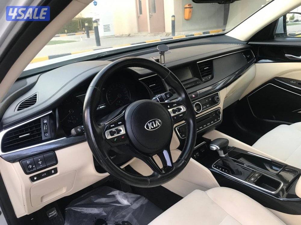 سيارة رجل مسن مو ماشية شي10