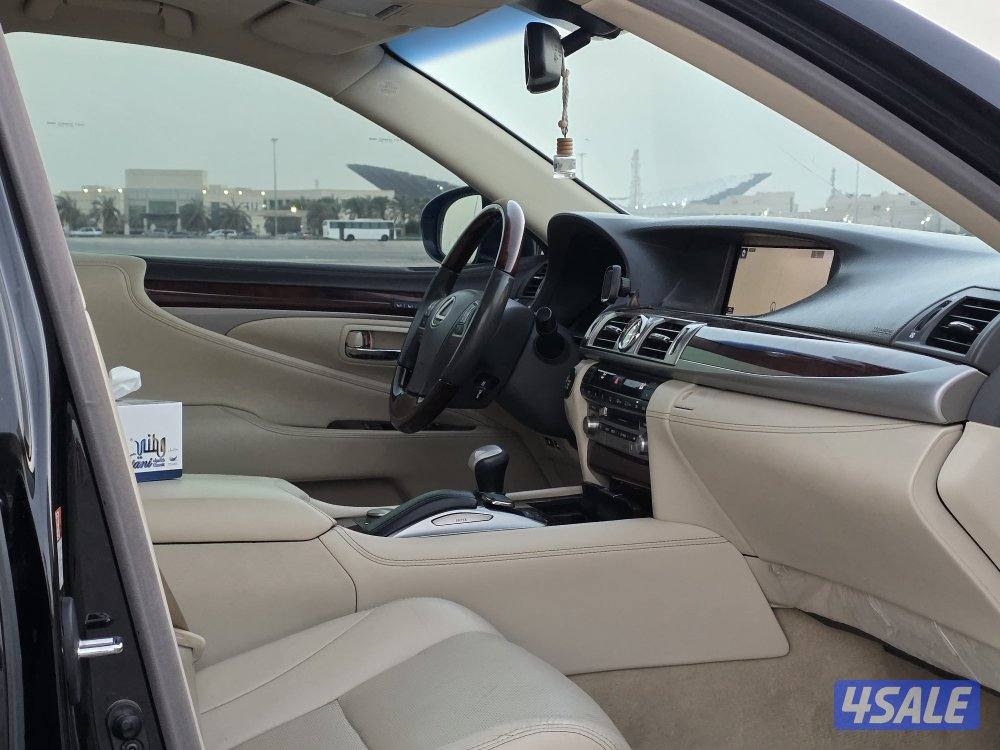 لكزس الساير 20166