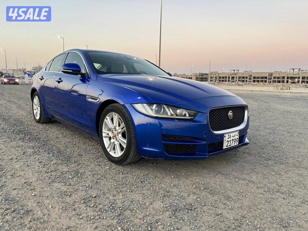 جاكوار XE موديل ٢٠١٨ عداد قليل و صبغ وكالة0