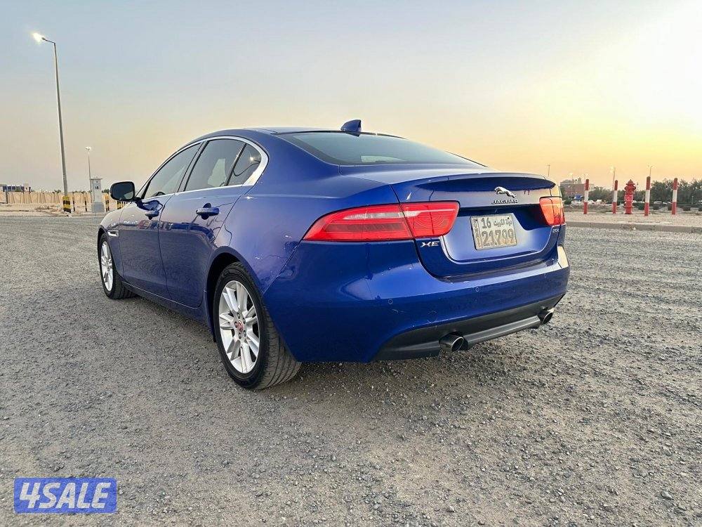 جاكوار XE موديل ٢٠١٨ عداد قليل و صبغ وكالة1