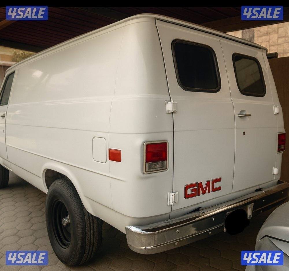 للبيع فان جمس مقفل 1984 ( مشروع )4