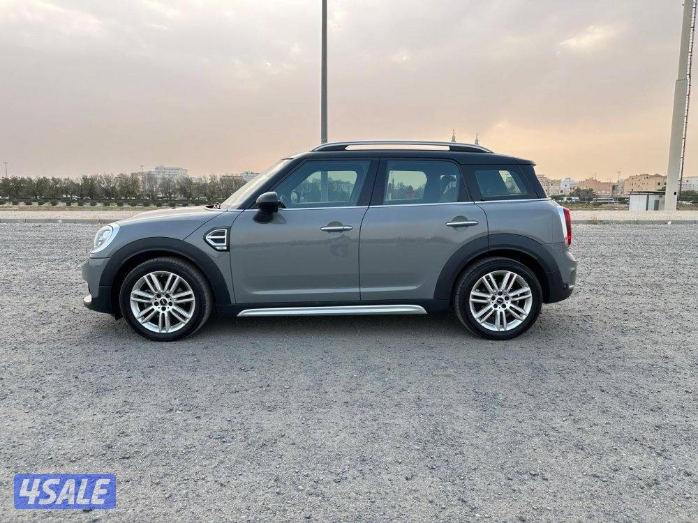 ميني كوبر كانتري مان ٢٠١٩ بحالة الوكالة1500 سي سي8