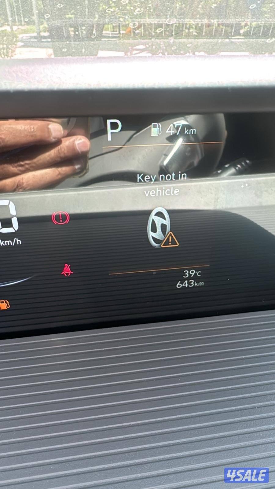 للبيع هونداي ستاريا 2025 كاملة المواصفات ماشيه 650 كيلومتر فقط6