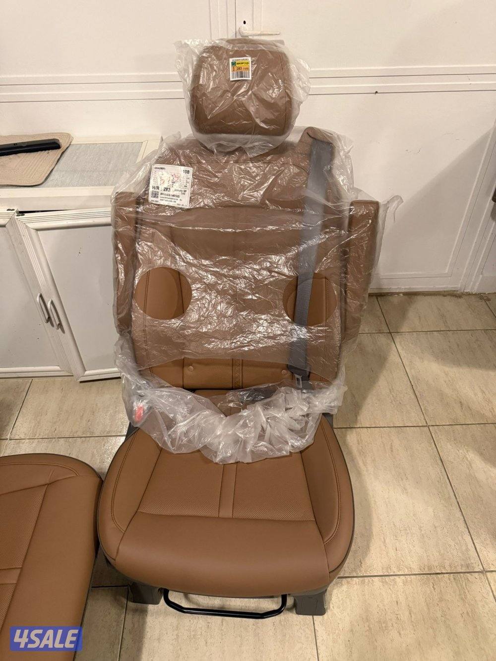 للبيع هونداي ستاريا 2025 كاملة المواصفات ماشيه 650 كيلومتر فقط5