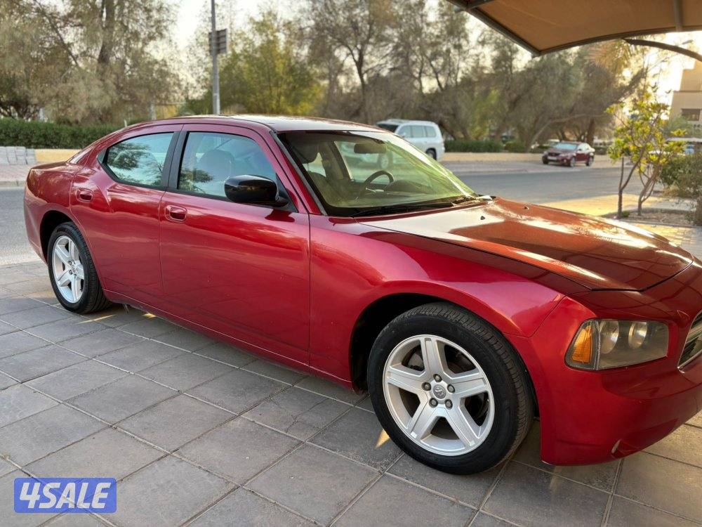 للبيع شارجر 2010 بحاله ممتازه0