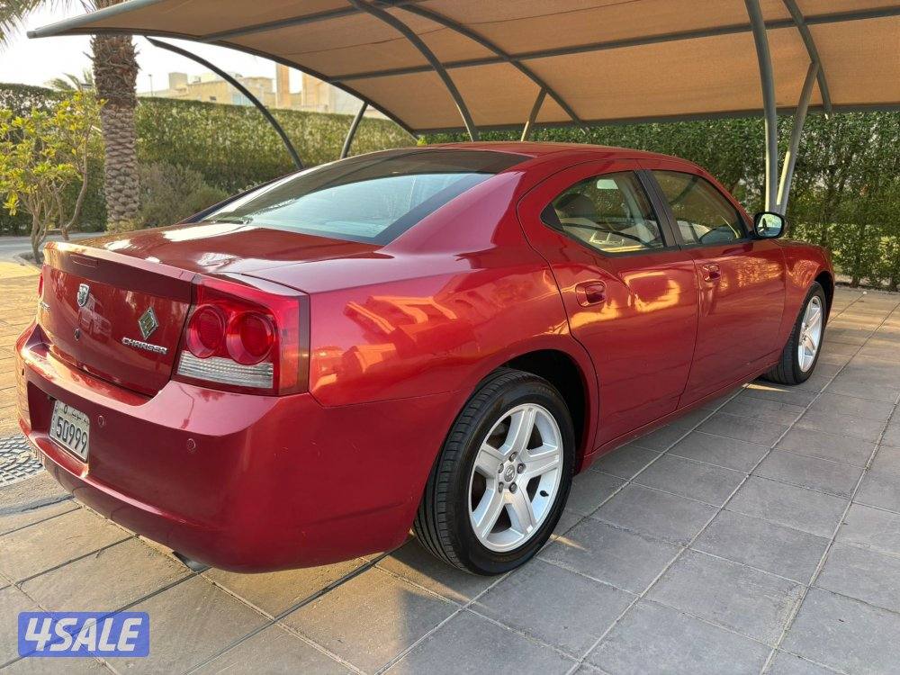 للبيع شارجر 2010 بحاله ممتازه1