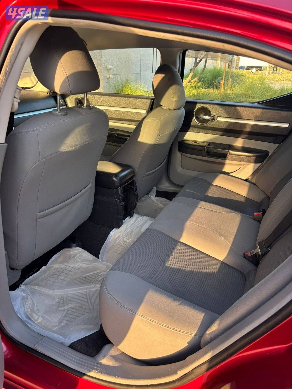 للبيع شارجر 2010 بحاله ممتازه3