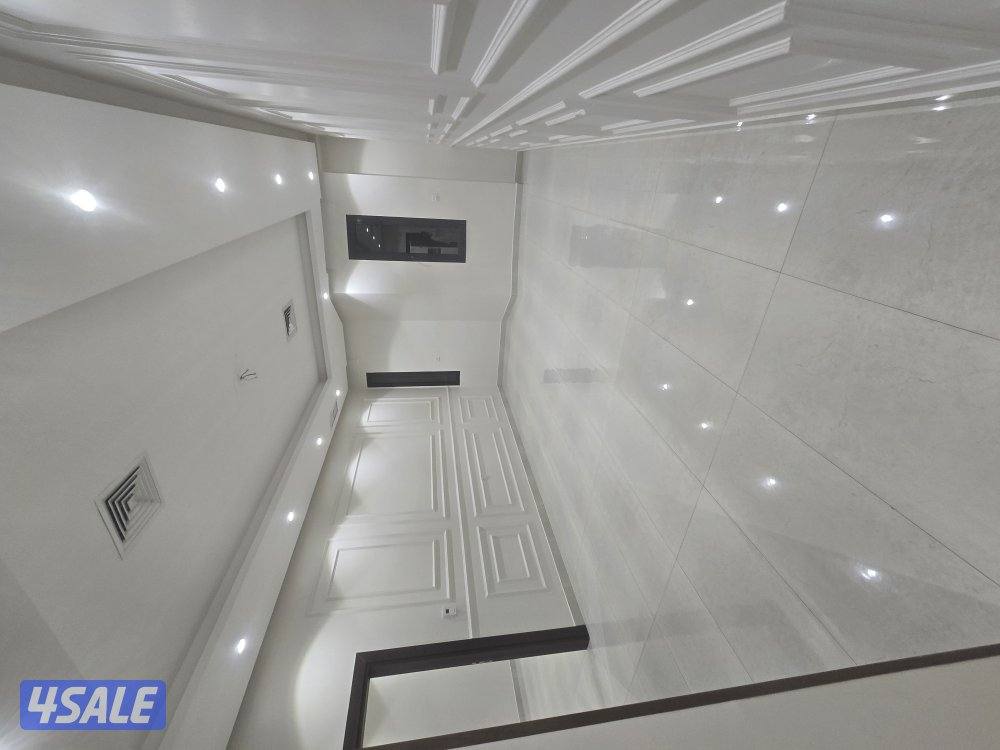 للبيع بالمطلاع زاويه مشتركه ٣ ادوار وربع تقسيم مرغوبه 🔑للبيع سد ٣دور2