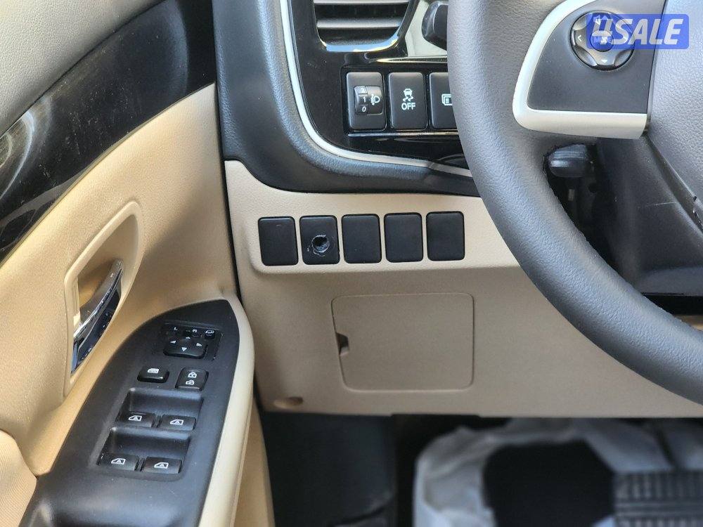 للبيع ميتسوبيشي أوتلاندر عداد 102 ألف موديل 2019 شرط الفحص11