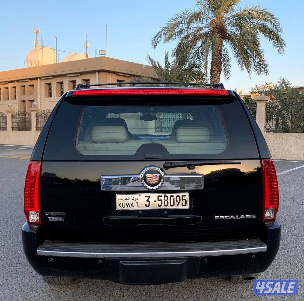 الي يدور النظييف جيب كاديلاك اسكاليد وكالة الكويت موديل 2010 صبغ الوكا5