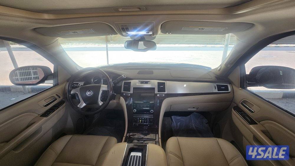 الي يدور النظييف جيب كاديلاك اسكاليد وكالة الكويت موديل 2010 صبغ الوكا8