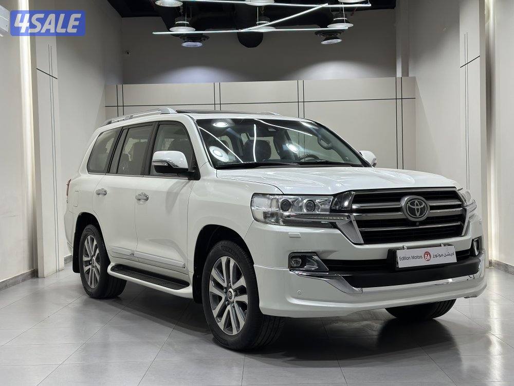 لاندكروزر VXR1